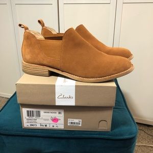 Clarks Edenvale Page Tan Suede Bootie